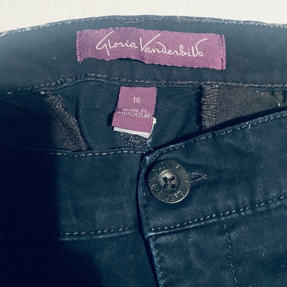 Gloria Vanderbilt Blue and Black Straight Leg Jeans - Picture 3 of 7